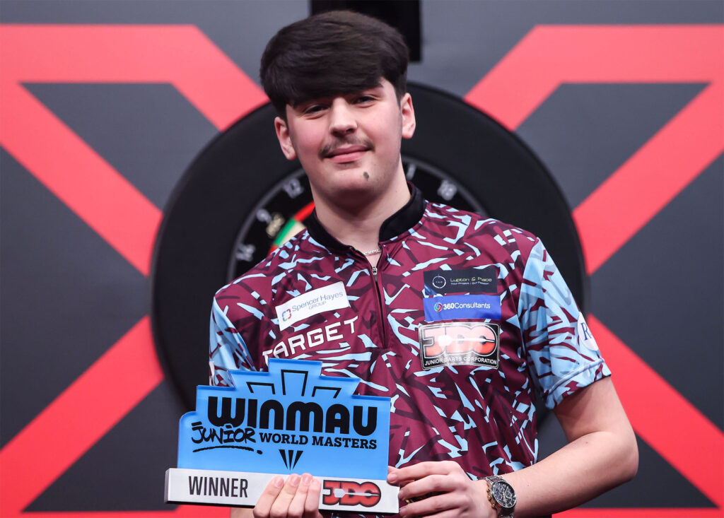 バイサルがローリーを破りウィンマウ・ジュニア世界マスターズ初優勝